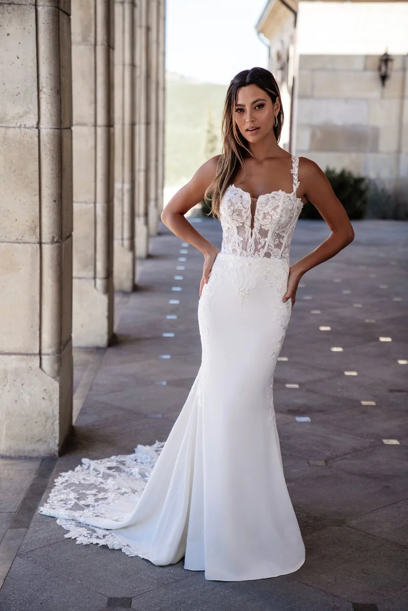 Allure bridal warehouse deals